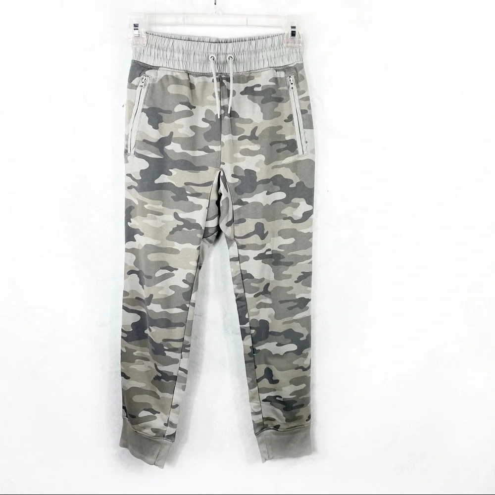 [Gap] Grey Camo Joggers